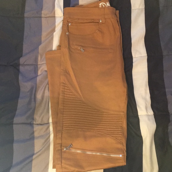 Argonaut Nation Biker Jeans - Picture 3 of 7